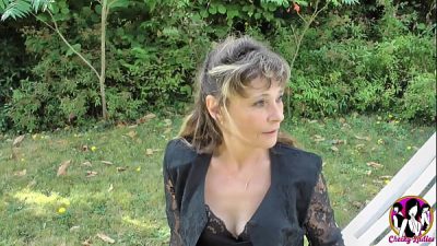 Bourgeoise slutty milf Mélodie becomes mad with 3 men and first gang-bang of her life